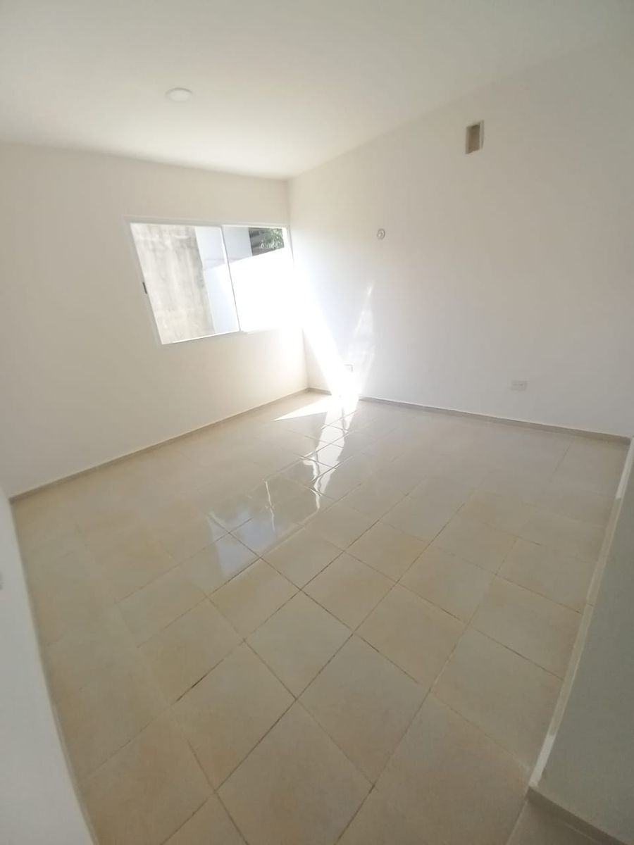 venta-casa--2-plantas--y-3-recamaras-dentro-de-la-cd-cima17-21155