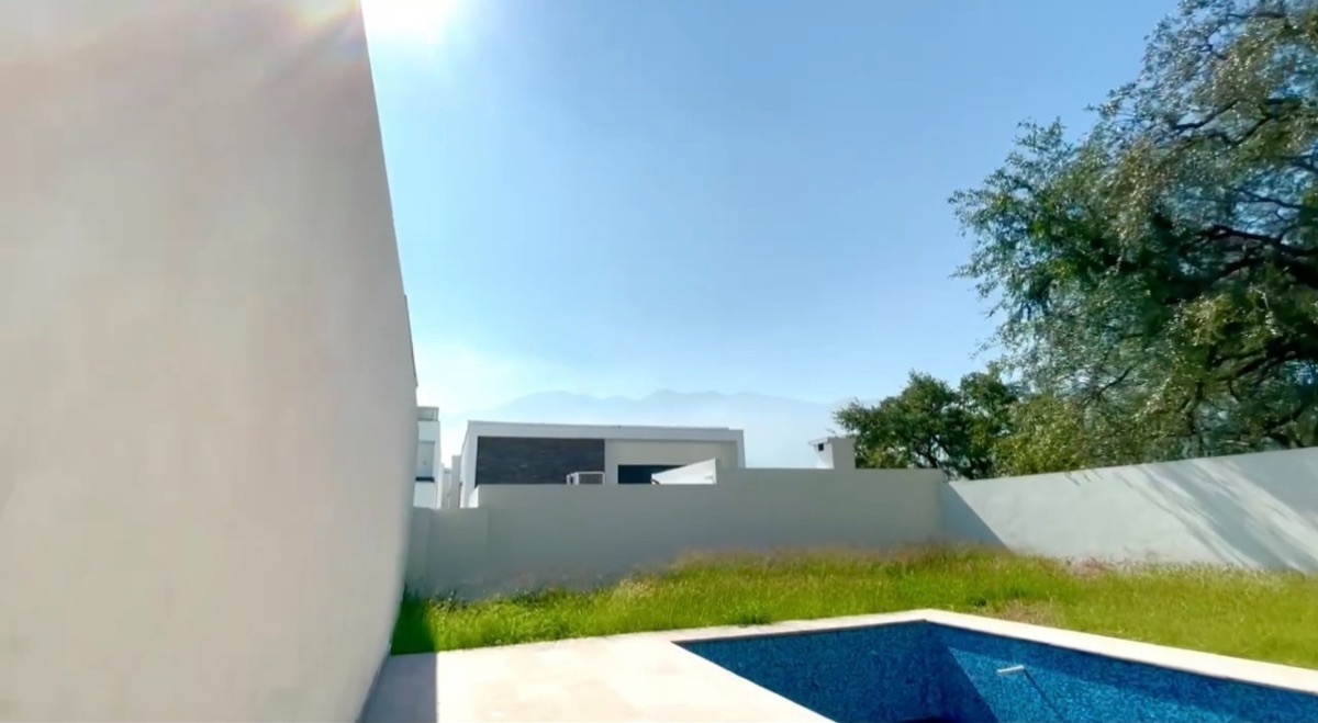 venta-casa-3-recmaras-y-alberca-privada-carretera-nacional-monterrey-n-l16-13305