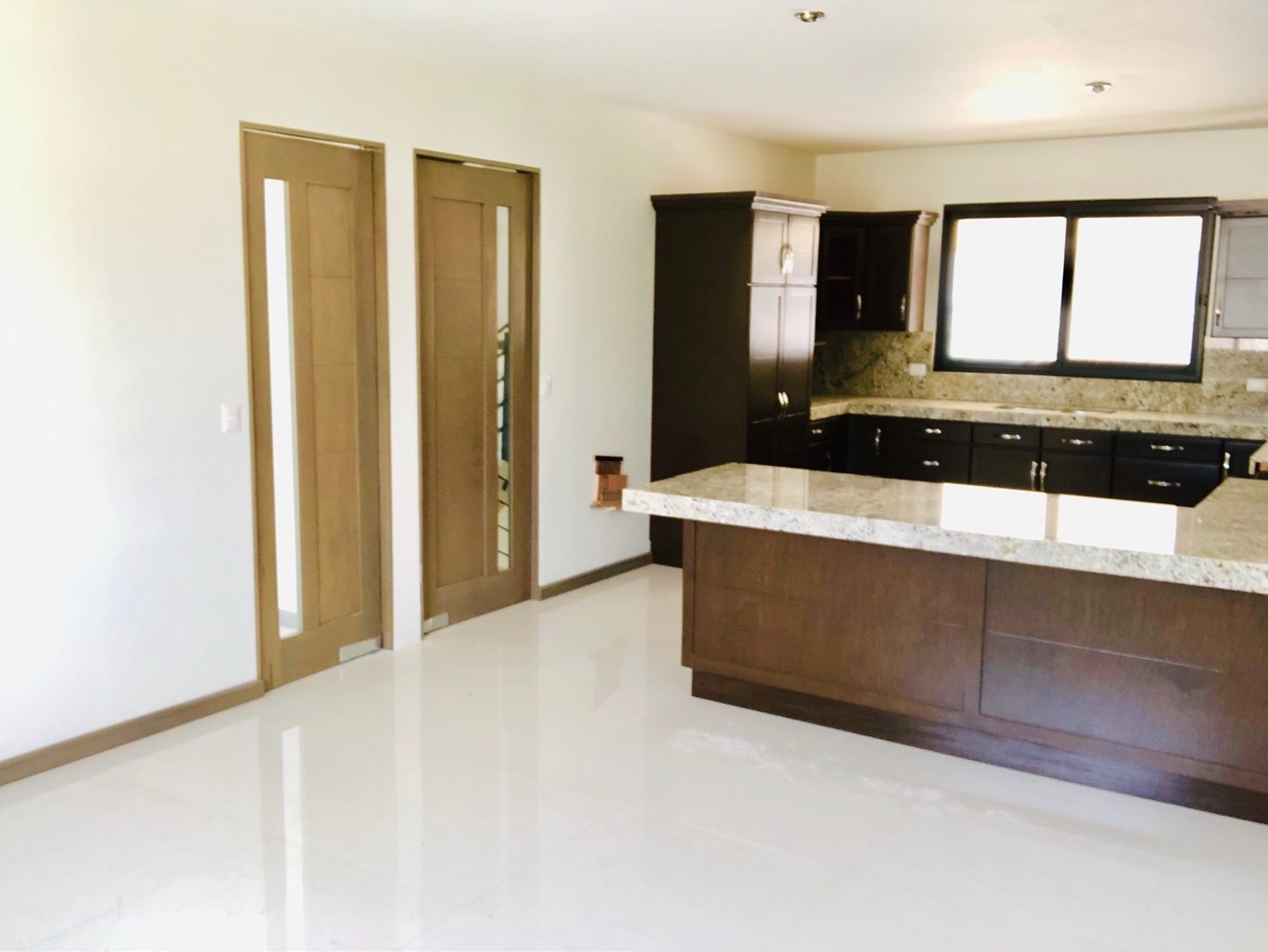 venta-casa-4-recmaras-1-en-planta-baja-jardn-carolco-monterrey-n-l7-13306