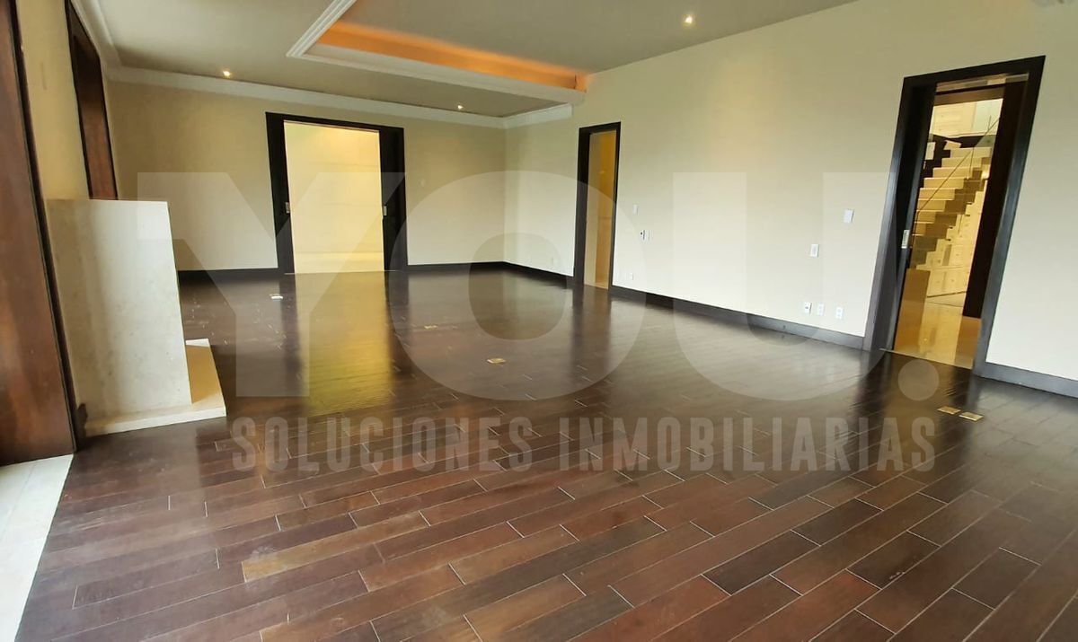 venta-casa-con-alberca-y-jardn-en-bosque-real13-20386