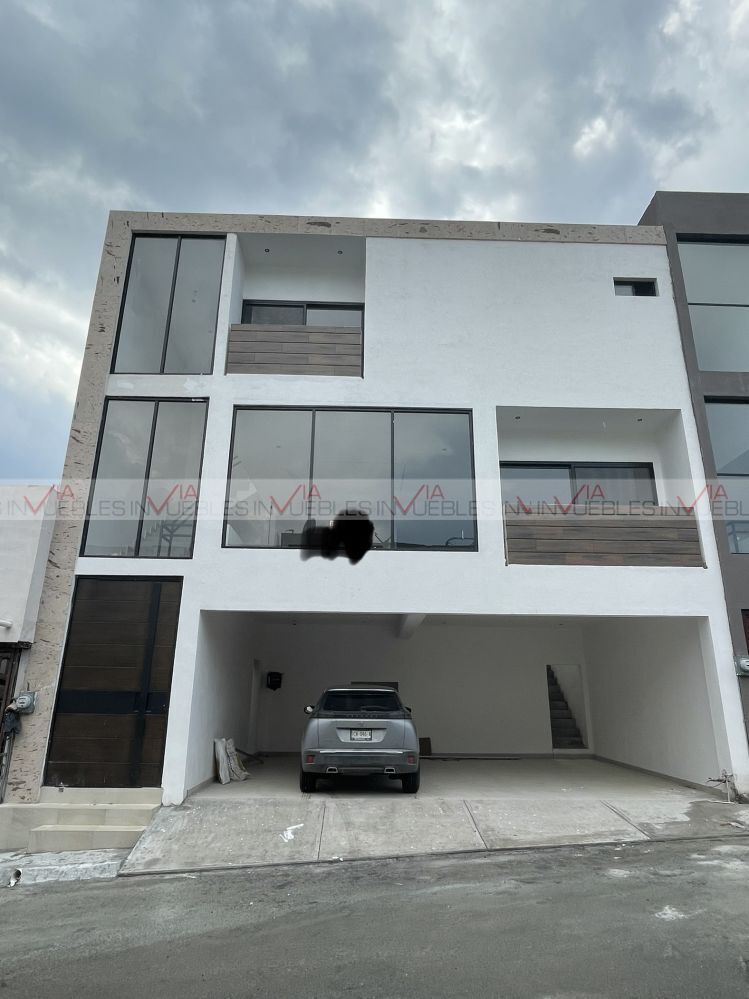 Venta Casa Cumbres De Santiago  En Santiago