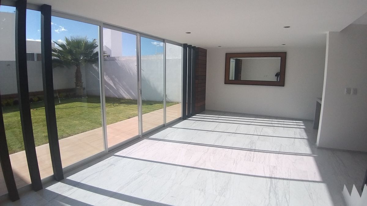 venta-casa-de-lujo-en-el-refugio-quertaro15-11766