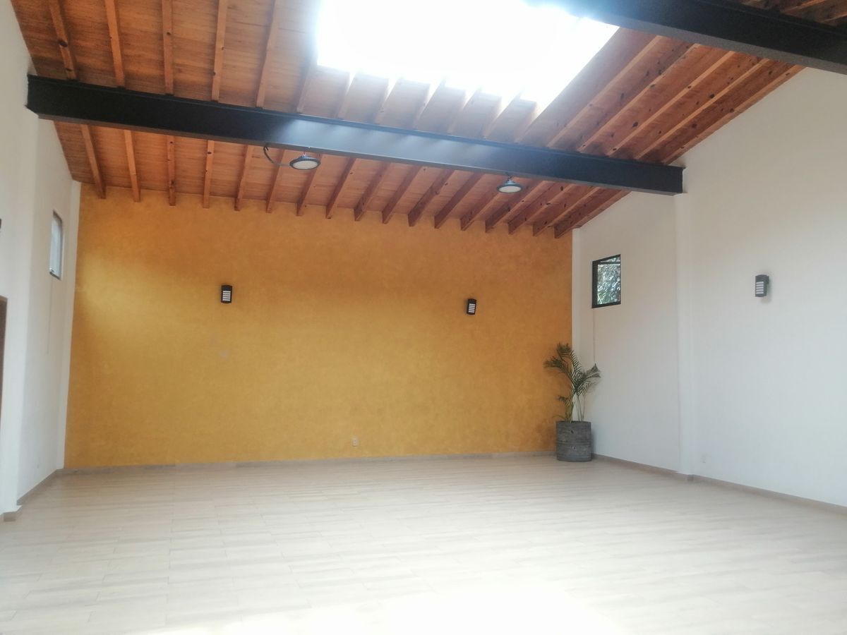 venta-casa-en-fraccionamiento-con-seguridad--lomas-de-tarango-las-guilas28-32266