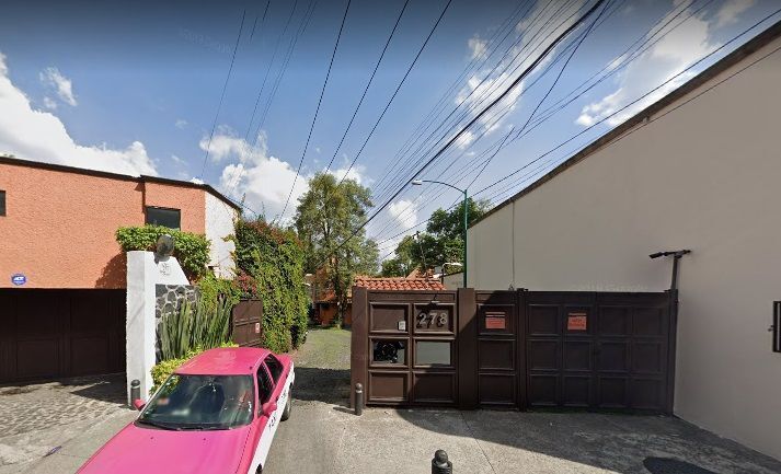 VENTA Casa EN LAS FLORES Colonia TLACOPAC Álvaro Obregón, CDMX