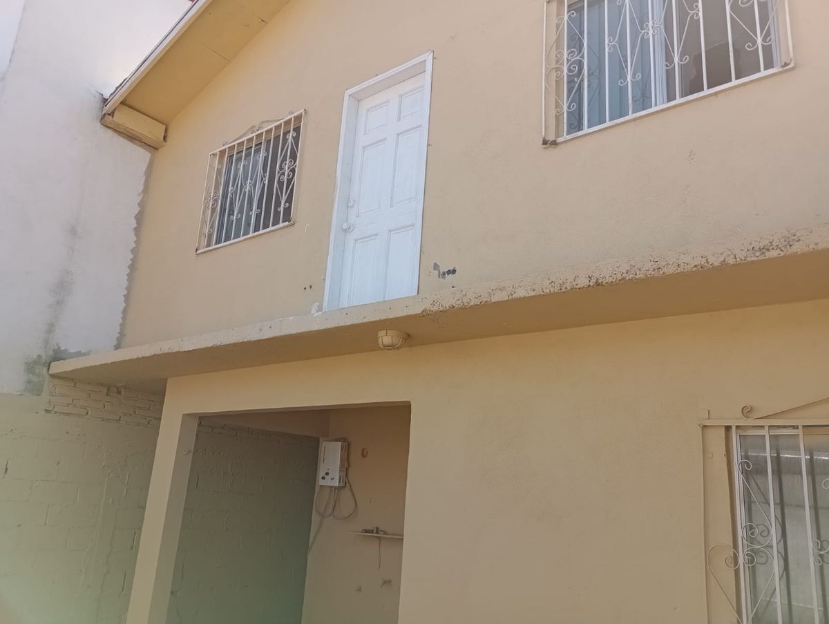 venta-casa-en-lomas-de-la-presa-16-35904