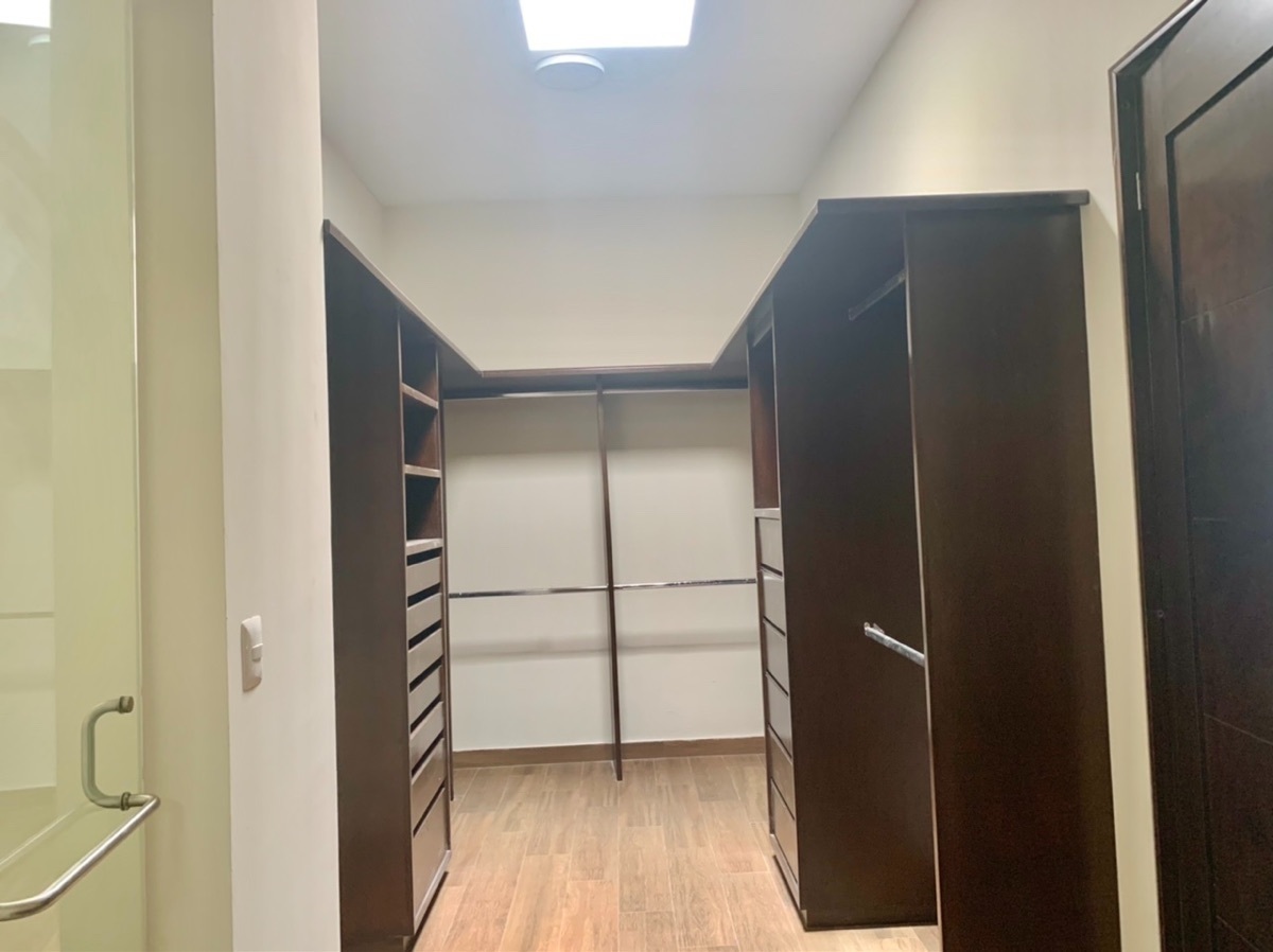 venta-casa-en-privada-con-alberca-carretera-nacional-monterrey-n-l-3-recmaras23-13299