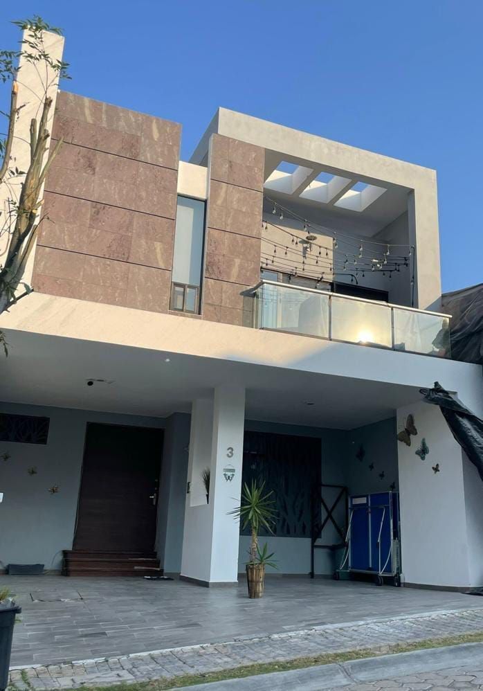 VENTA CASA LOMAS DE ANGELOPOLIS, PARQUE CUERNAVACA