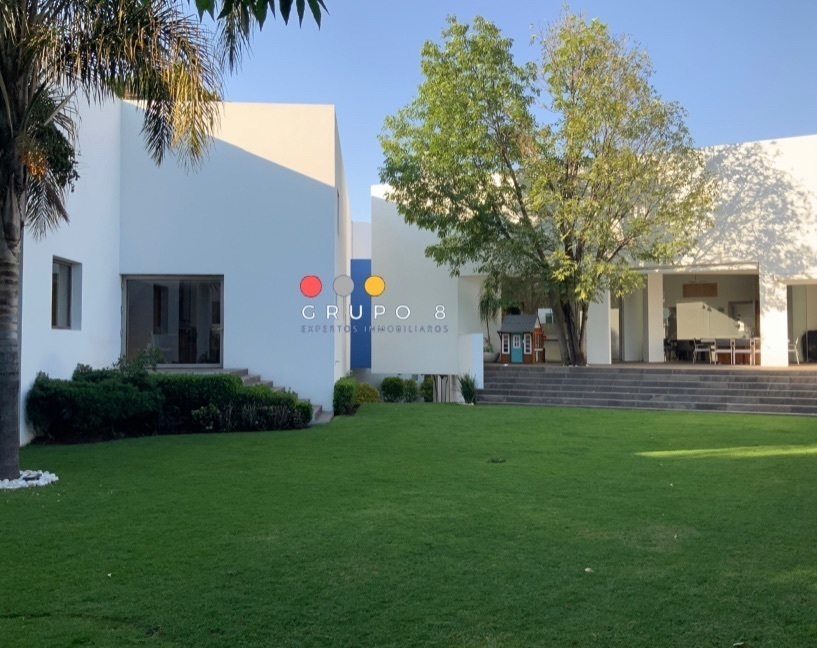 VENTA CASA SOLA EN CAÑADA JARDINES DEL PEDREGAL