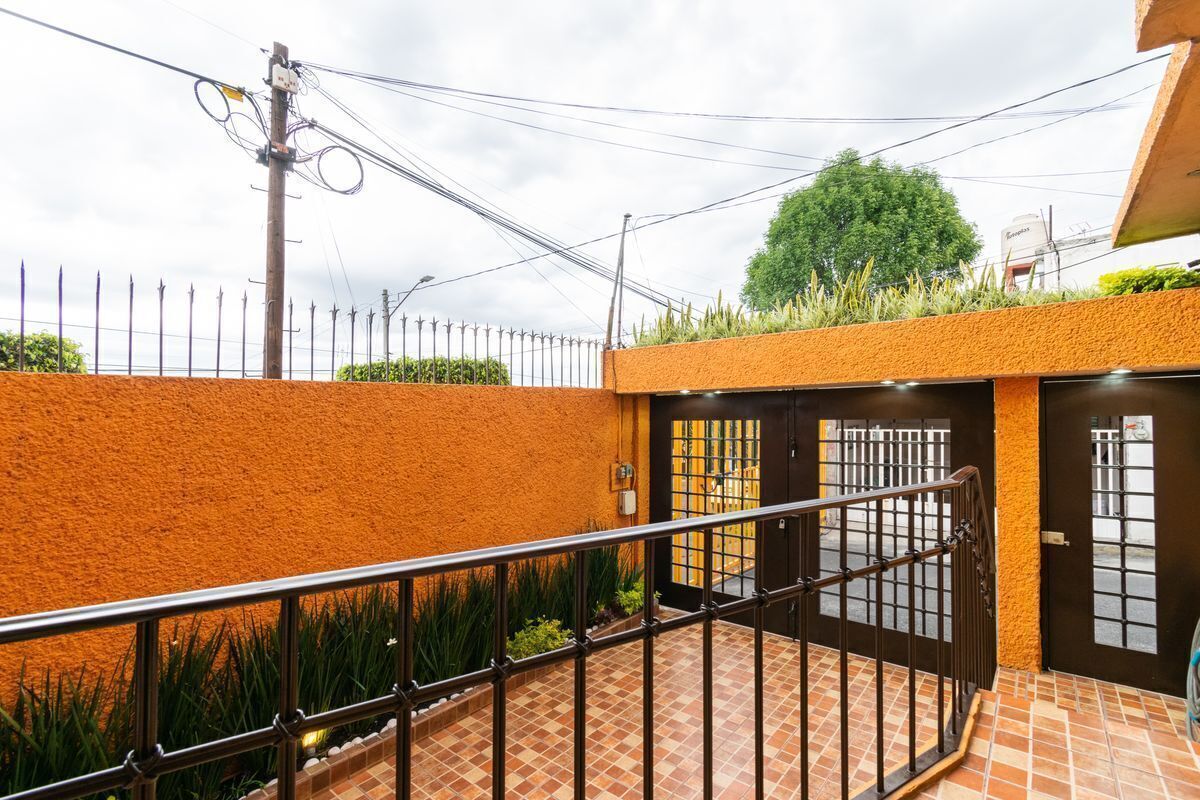 venta-casa-viveros-de-la-loma6-12340