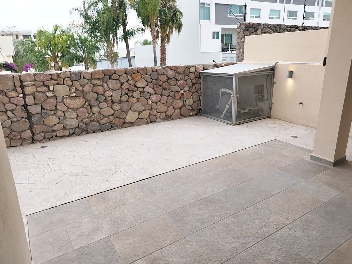 venta-de-casa-con-jacuzzi-exterior-roof-y-4-hab15-30909