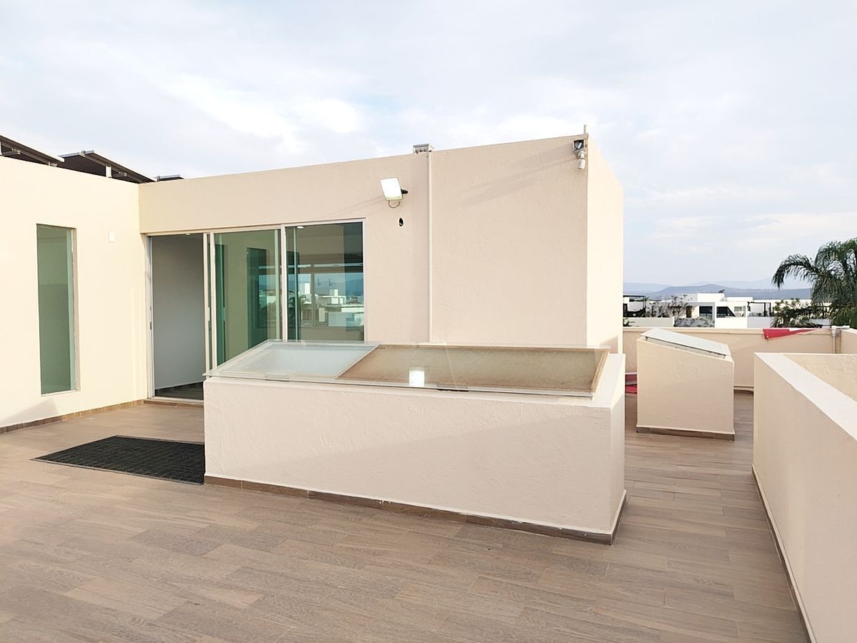 venta-de-casa-con-jacuzzi-exterior-roof-y-4-hab47-30909