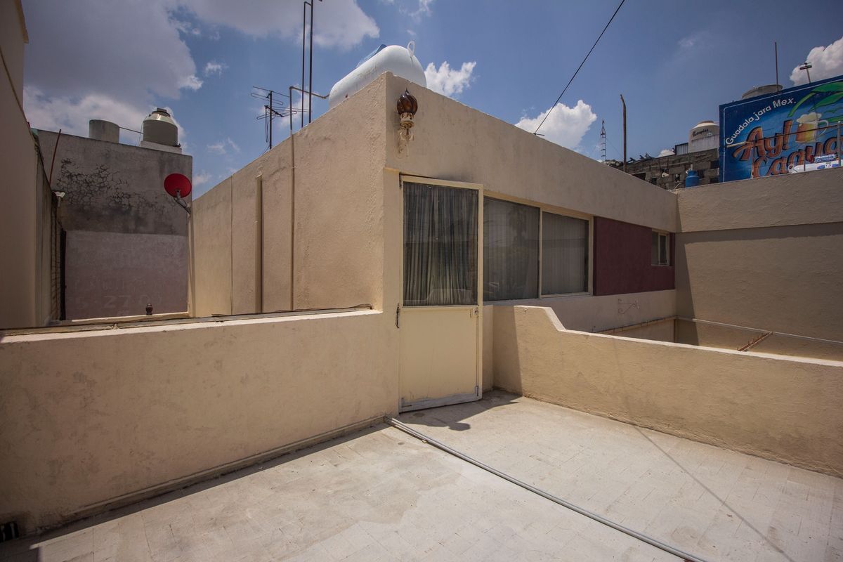 venta-de-casa-con-uso-de-suelo-mixto-en-jardines-alcalde-guadalajara-jalisco18-14528