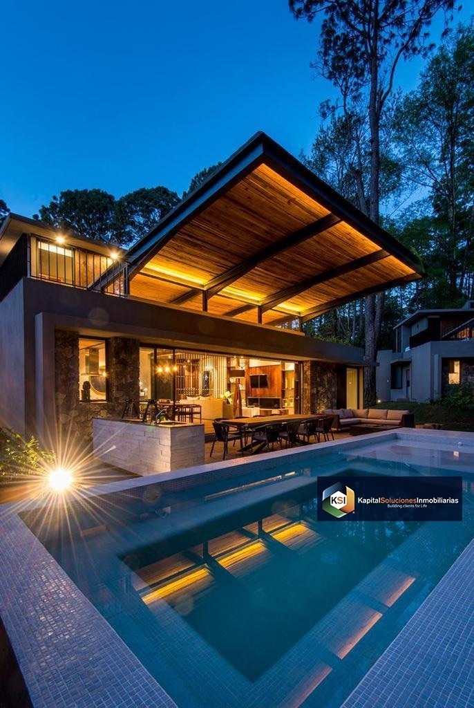 Venta de casa en Avándaro, Valle de Bravo