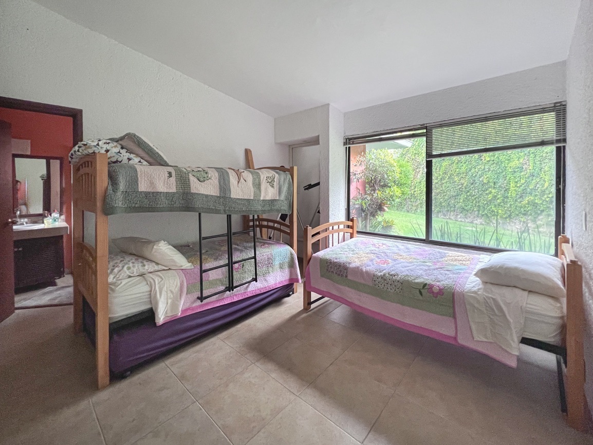 venta-de-casa-en-condominio-col-jacarandas-cuernavaca-con-alberca-y-jardin9-37873