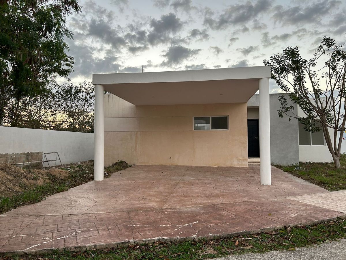 Venta de casa en Dzitya en privada