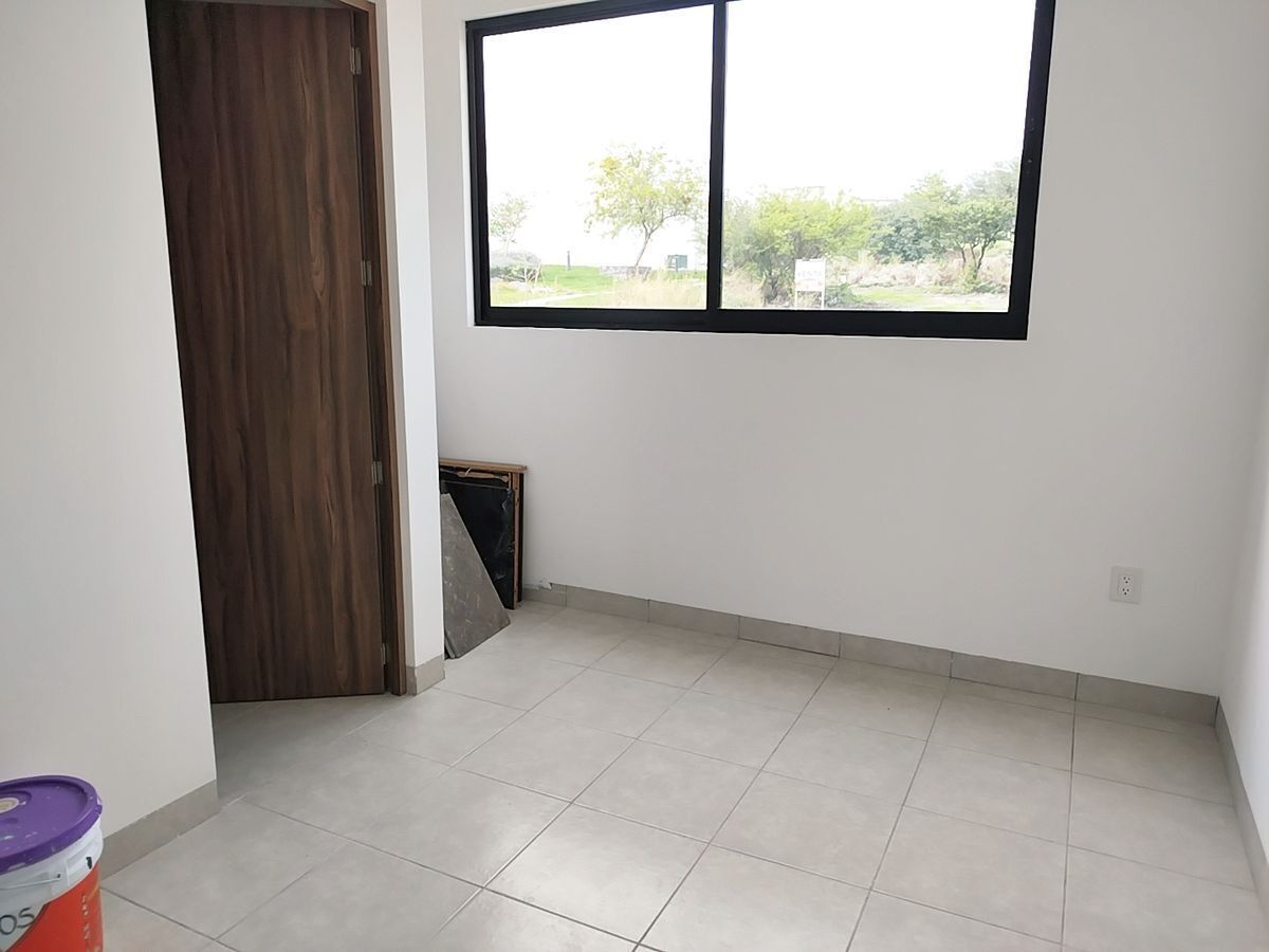 venta-de-casa-en-esquina-en-zibata16-25573