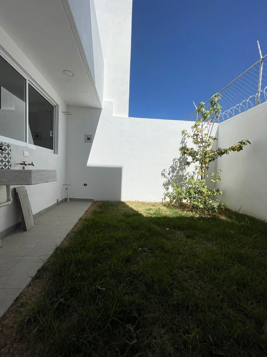 venta-de-casa-en-fracc-santo-tomas-a-10-min-de-la-pirmide-de-cholula14-23603