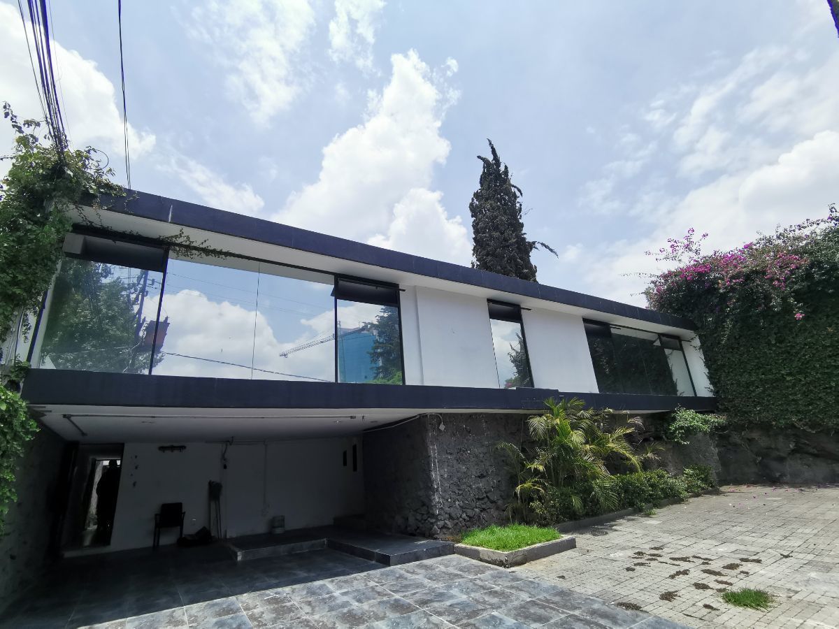 venta-de-casa-en-jardines-del-pedregal-zona-plaza-artz48-14792