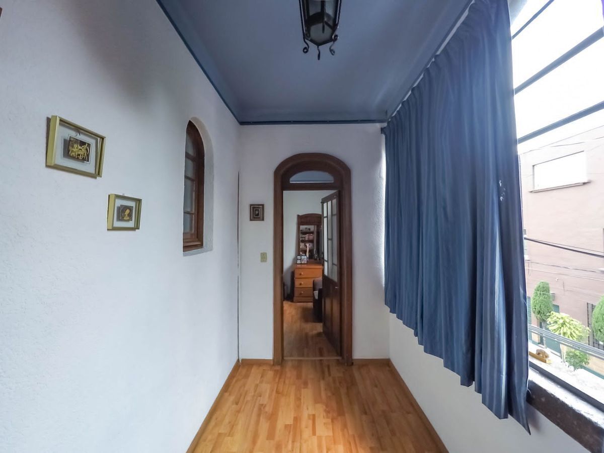 VENTA DE CASA EN LA CONDESA