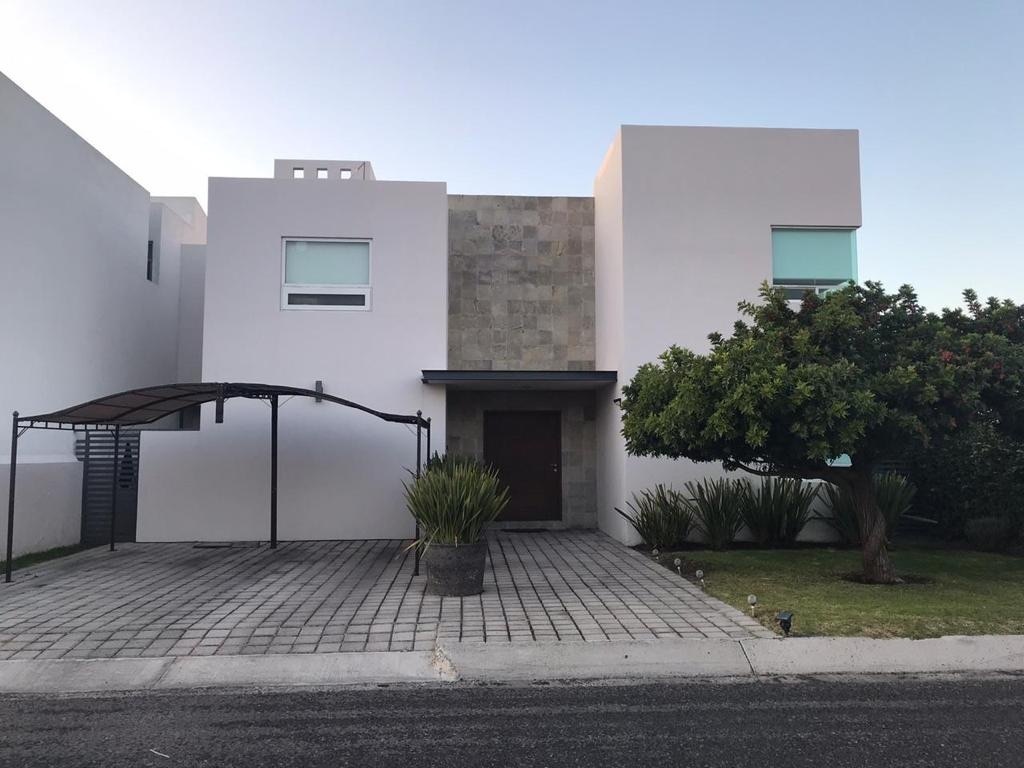 VENTA DE CASA EN MISIÓN DE CONCÁ