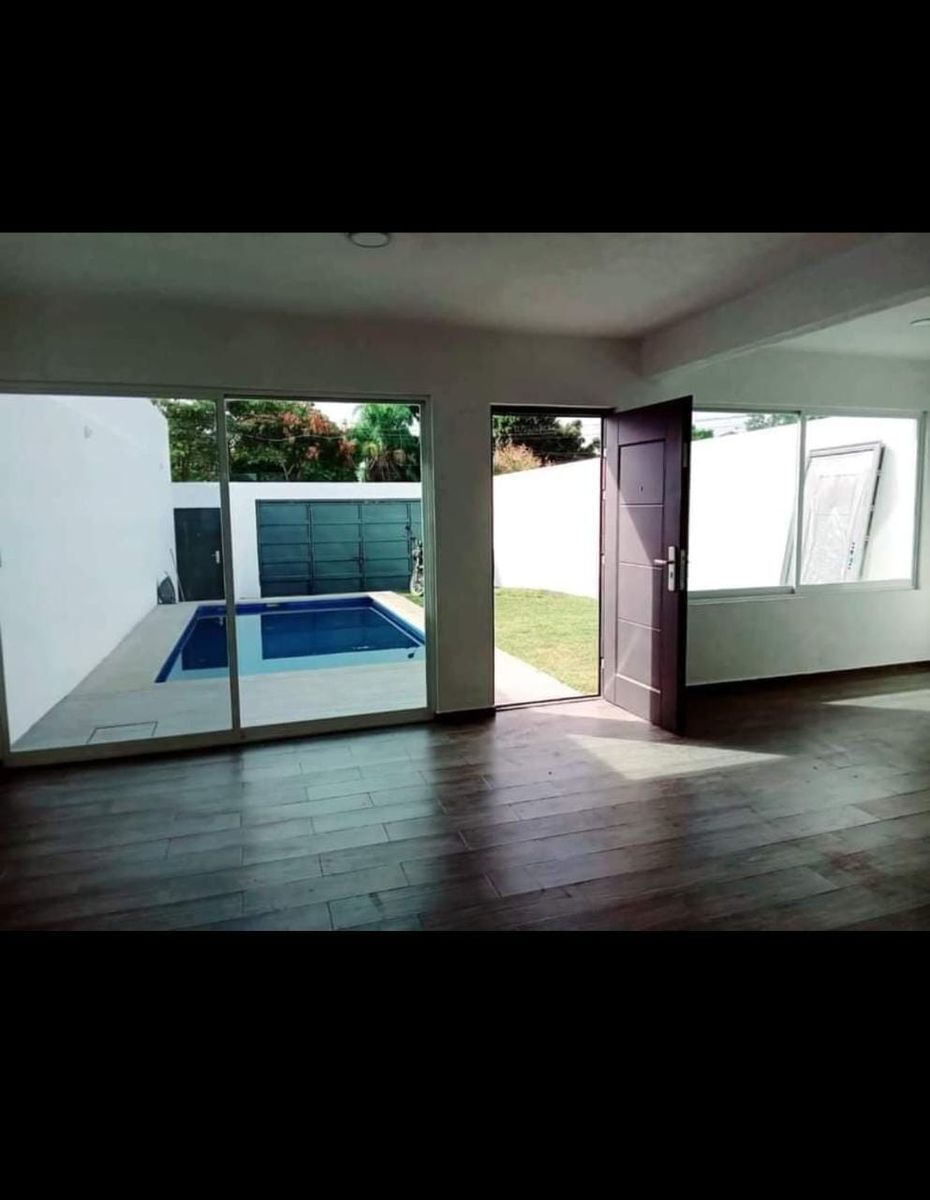 venta-de-casa-en-privada-con-alberca-en-jitepec2-34065