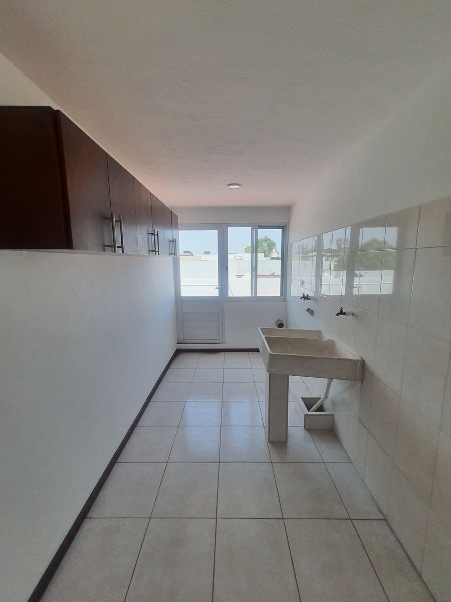 venta-de-casa-en-residencial-la-cima22-37134