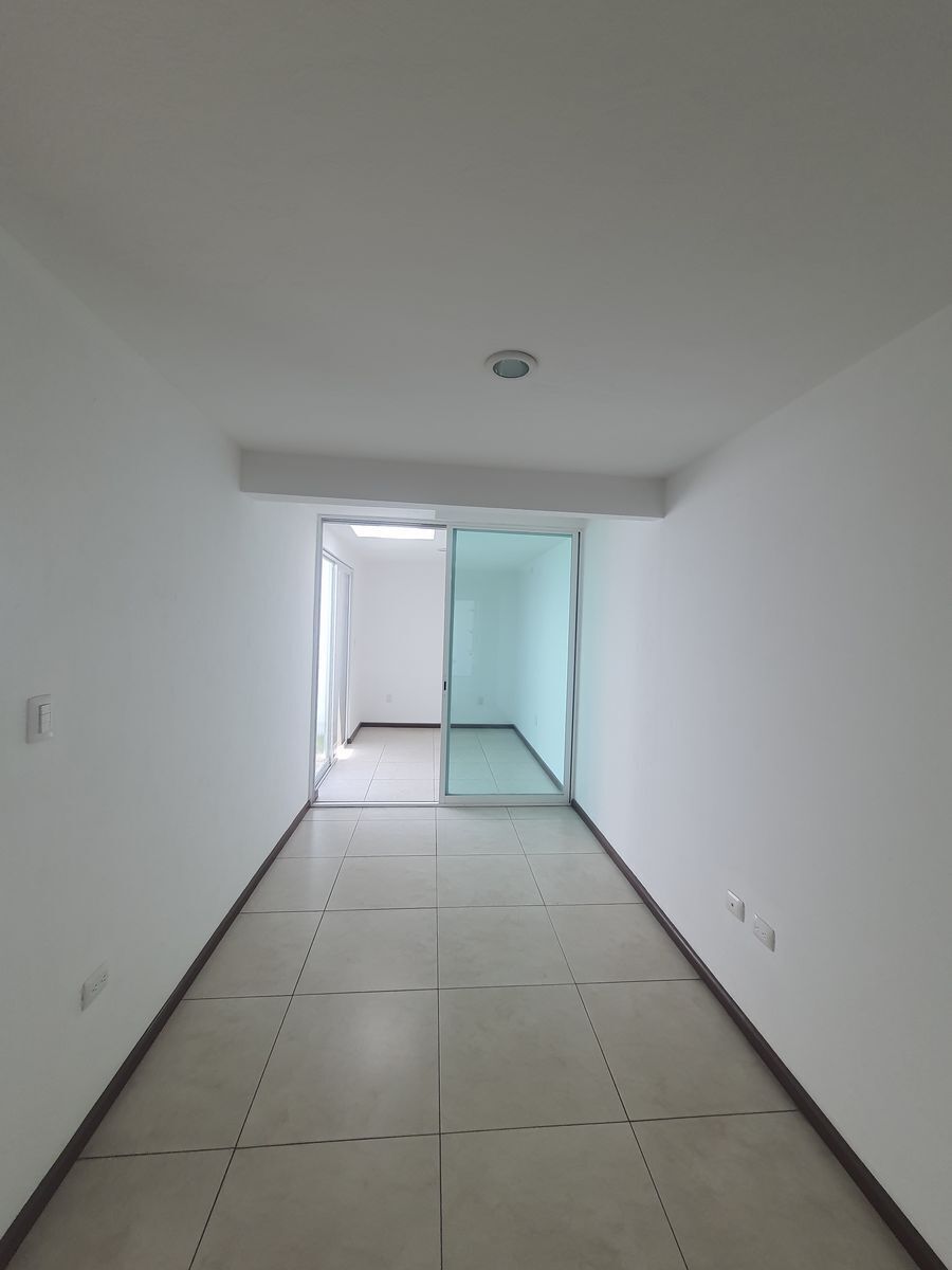 venta-de-casa-en-residencial-la-cima8-37134