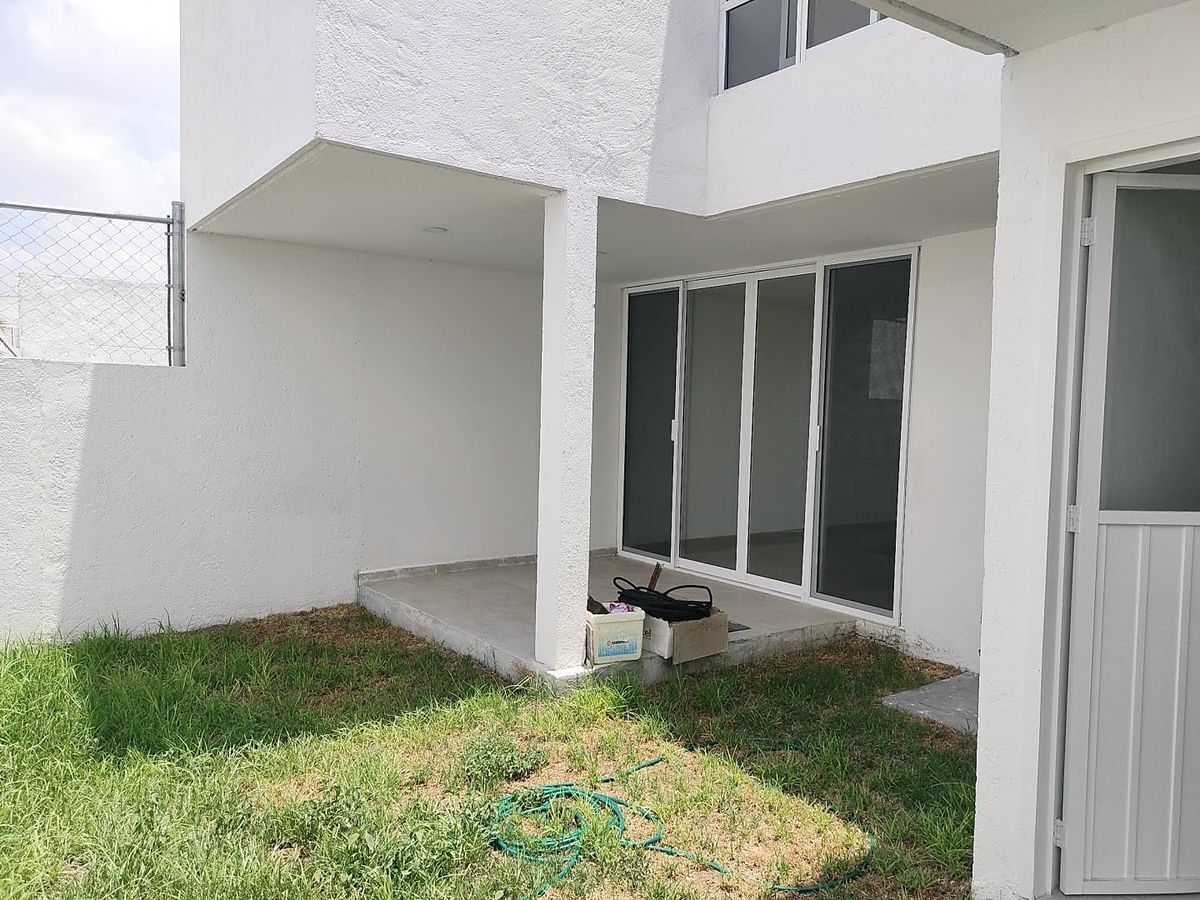 venta-de-casa-nueva-en-condominio-zona-tejeda17-24431