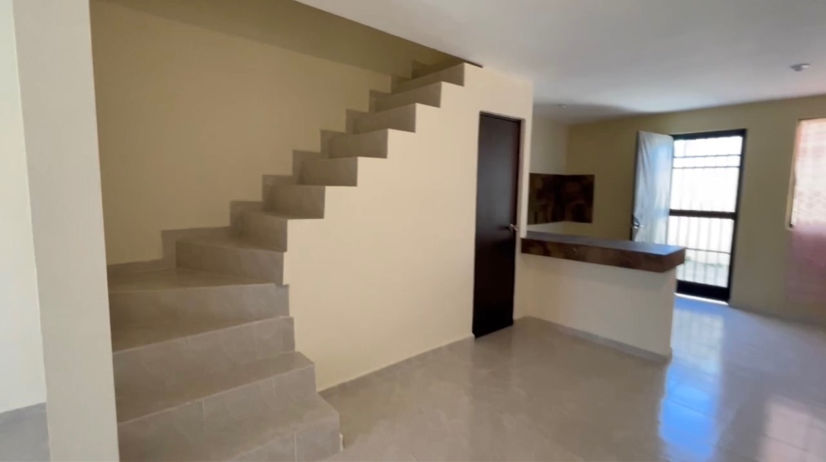 venta-de-casa-totalmente-remodelada-en-fraccionamiento-los-cometas-jurez-nl13-13296