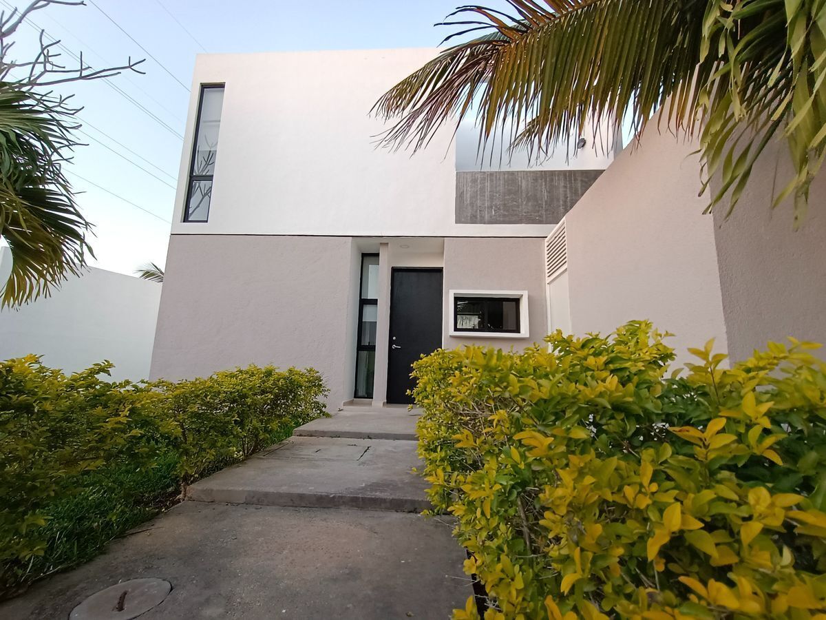 venta-de-casas-2-plantas-en-real-montejo-iris1-21149