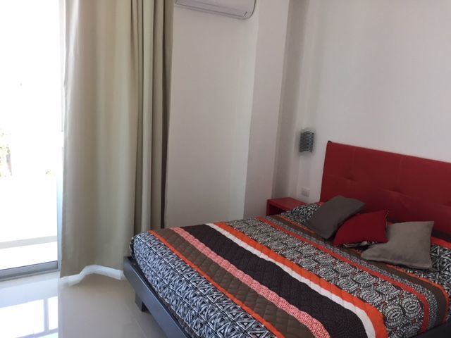 VENTA DE DEPARTAMENTO AMUEBLADO EN PLAYA DEL CARMEN A 5MIN DE LA PLAYA