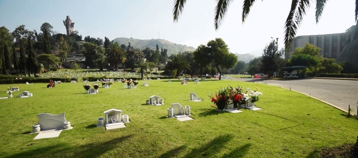 VENTA DE LOTE FUNERARIO EN JARDINES DEL RECUERDO