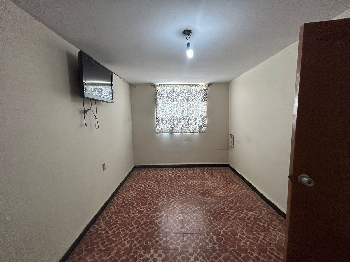 venta-de-propiedad-con-7-departamentos-toluca15-30242