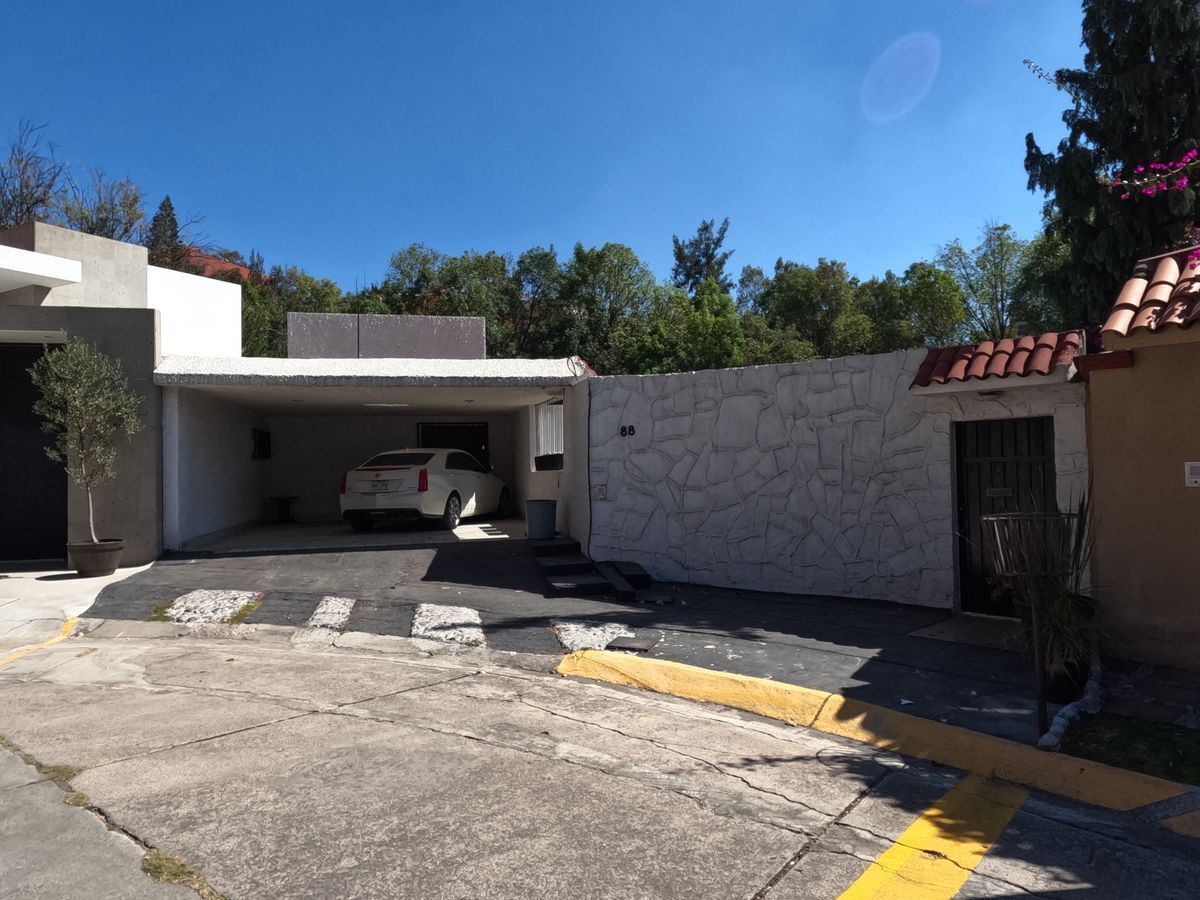 Venta de Residencia en Bosques de la Herradura Huxquilucan