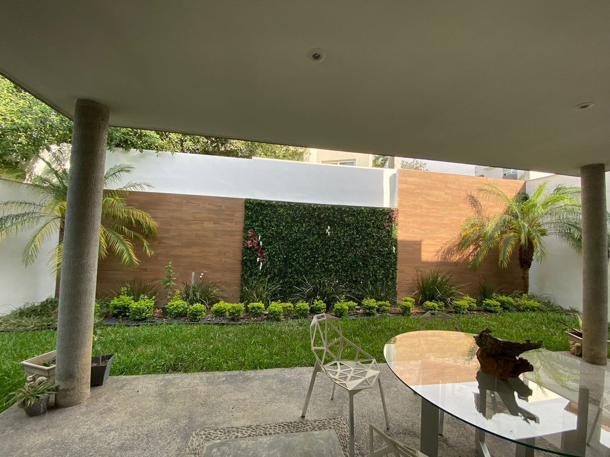 venta-de-residencia-en-valle-alto4-19262