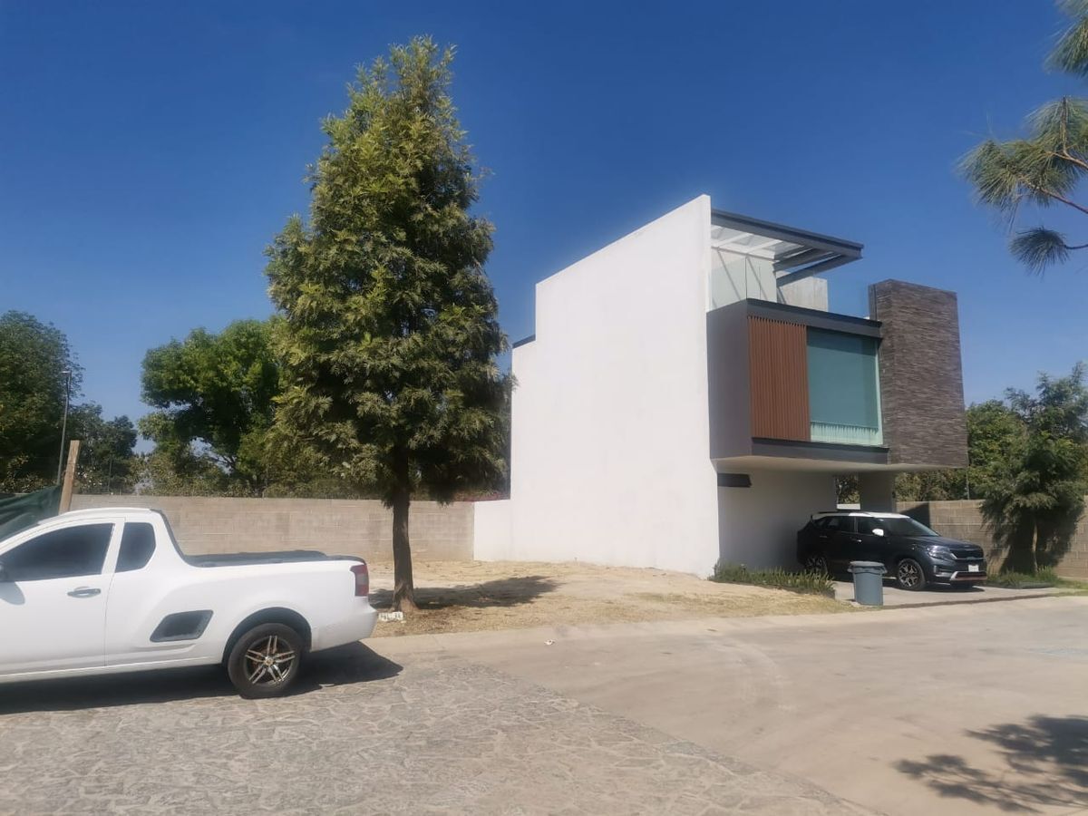 venta-de-terreno-con-excelente-ubicacin-dentro-de-privanza-hbitat4-23579