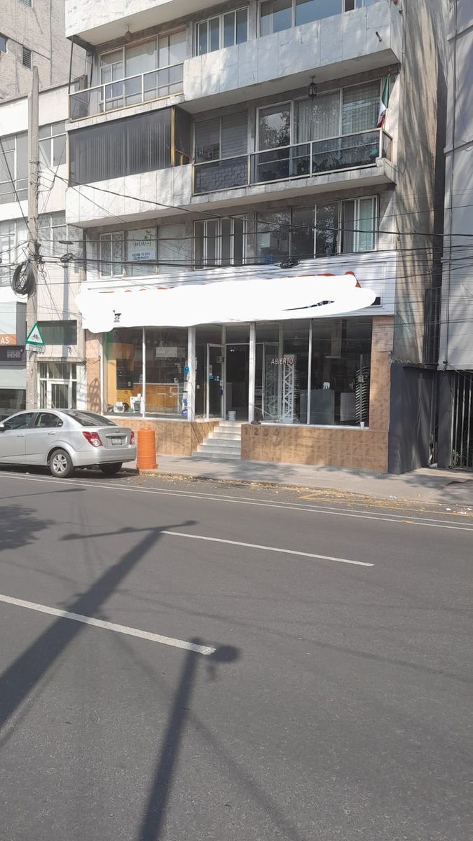 VENTA LOCAL COMERCIAL DIVISIÓN DEL NORTE