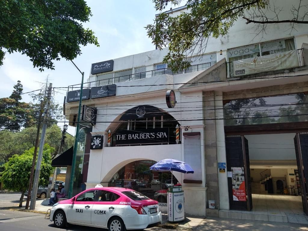 VENTA PLAZA COMERCIAL  AL SUR CDMX