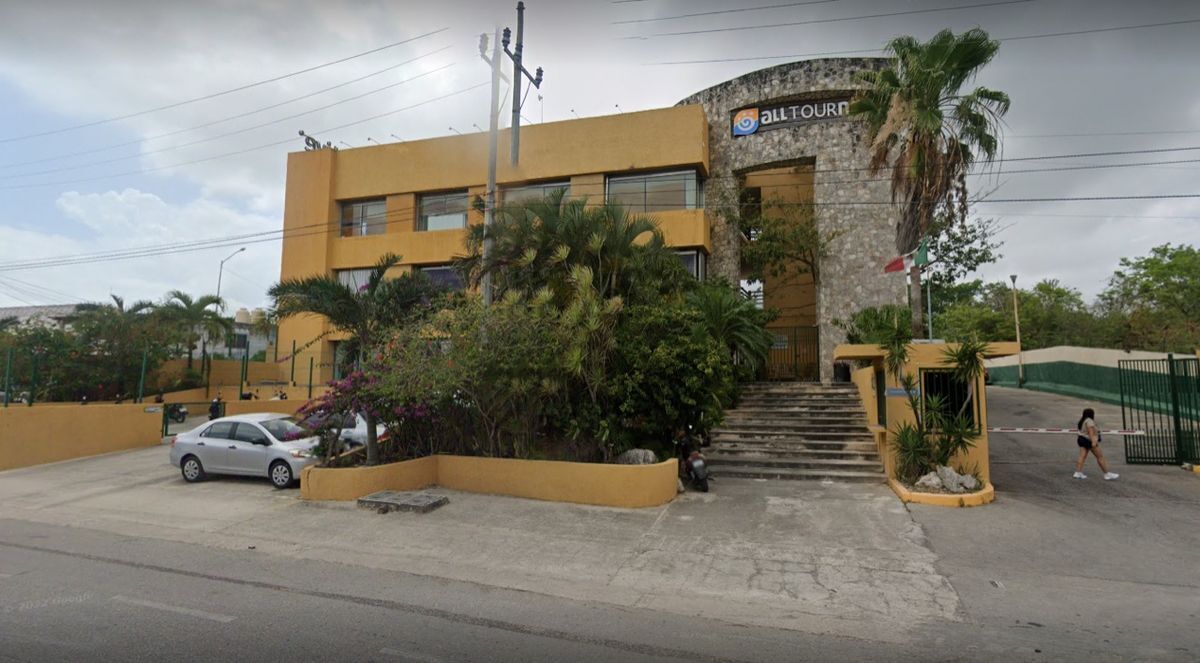 Terreno uso de suelo Mixto en Playa del Carmen