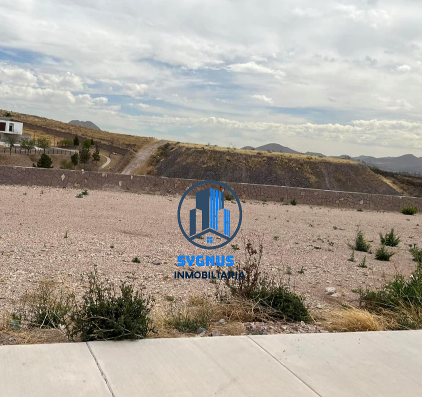 Venta terreno residencial en Paseo de Las Lomas II