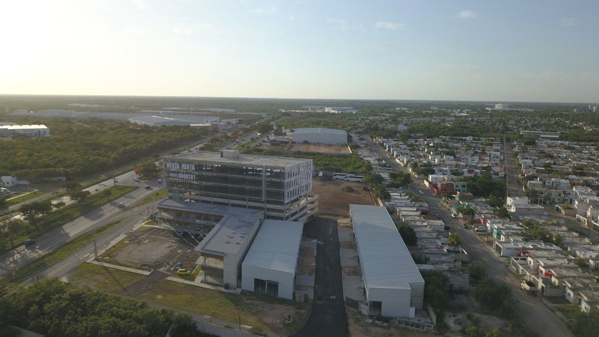 Venta y Renta CENTRALIA Business Park Plaza Mérida Aeropuerto, Mérida, Yucatán