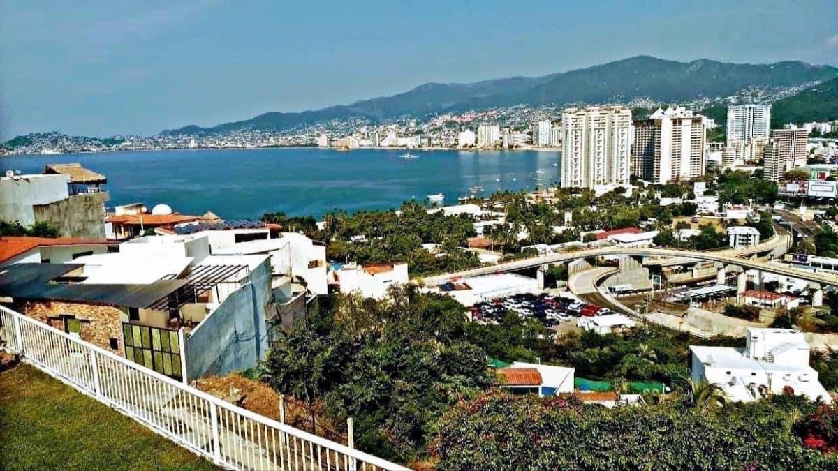 villa-con-vista-a-la-baha-en-venta20-30116