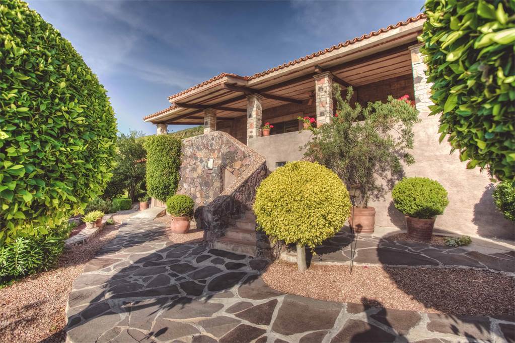 villa-umbria-en-venta-estancia-de-canal-en-san-miguel-de-allende10-13160