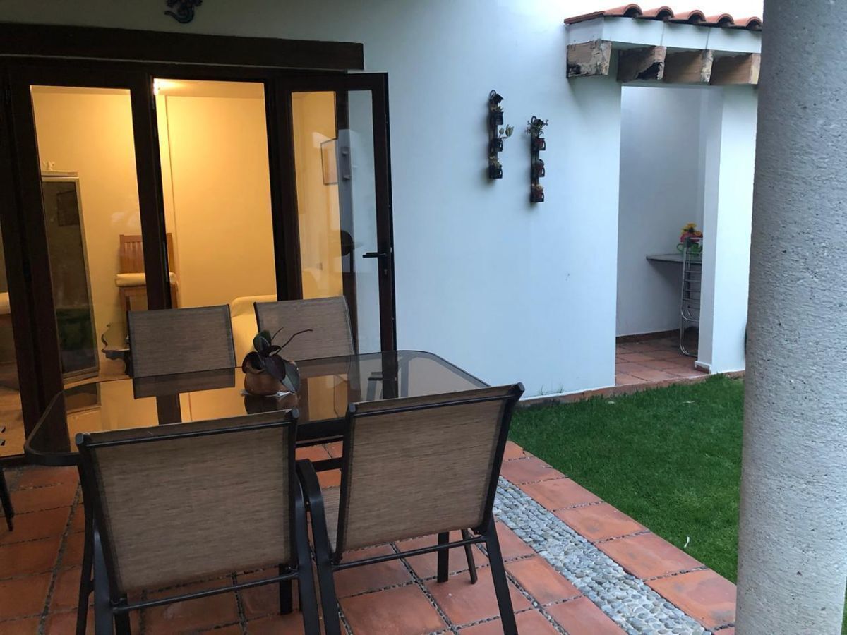 vista-hermosa-casa-en-venta-calle-cerrada-con-vigilancia11-25170