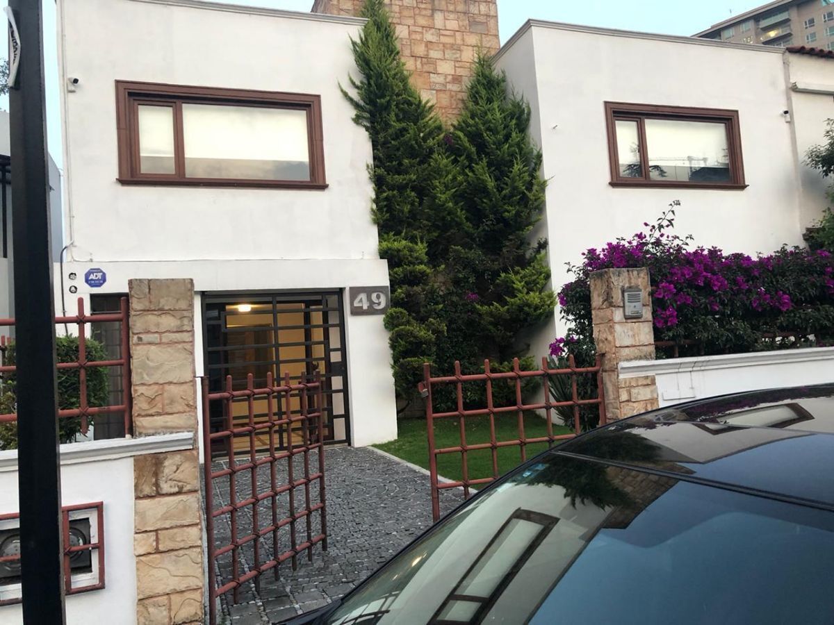 vista-hermosa-casa-en-venta-calle-cerrada-con-vigilancia2-25170