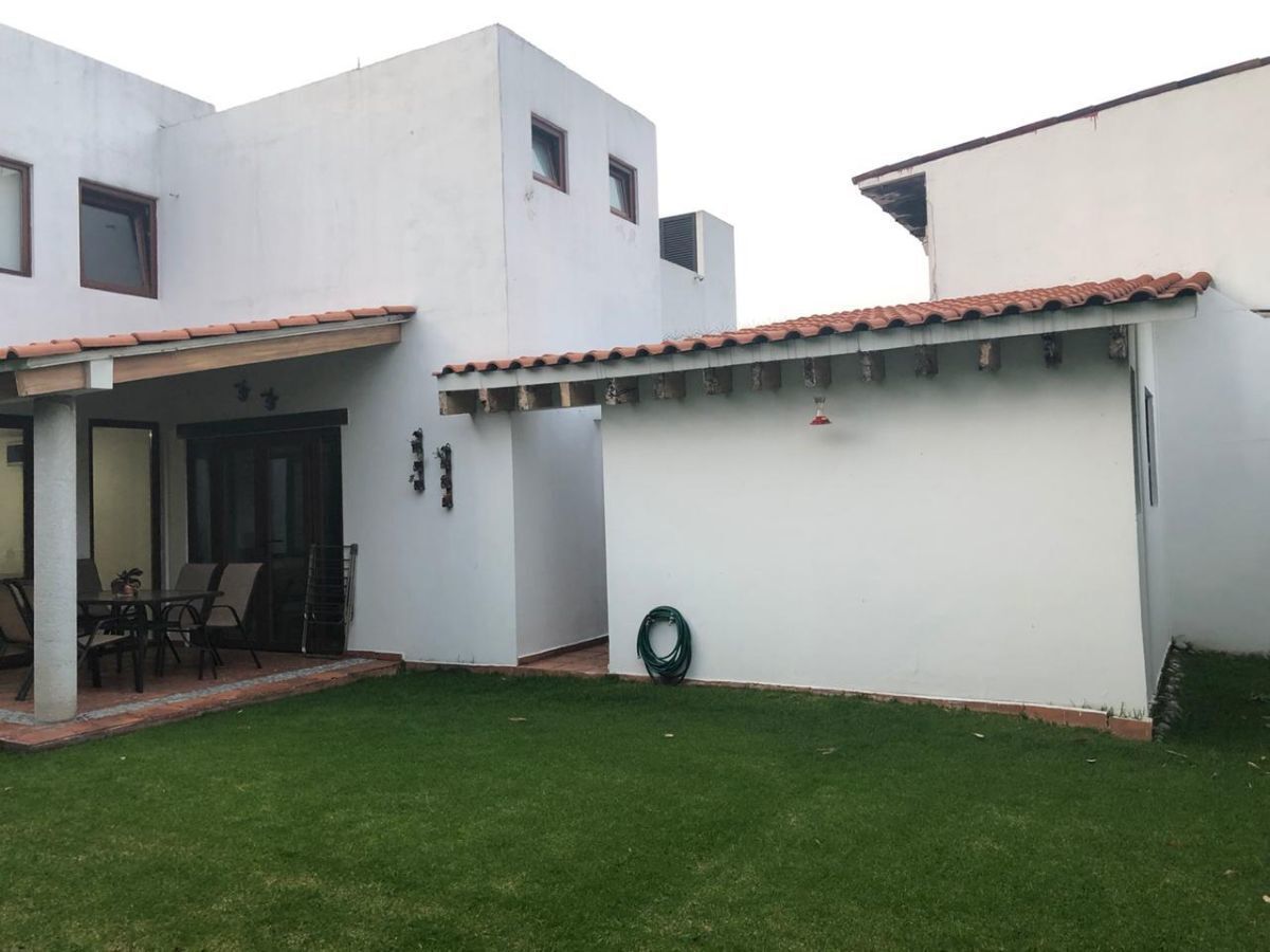 vista-hermosa-casa-en-venta-calle-cerrada-con-vigilancia5-25170