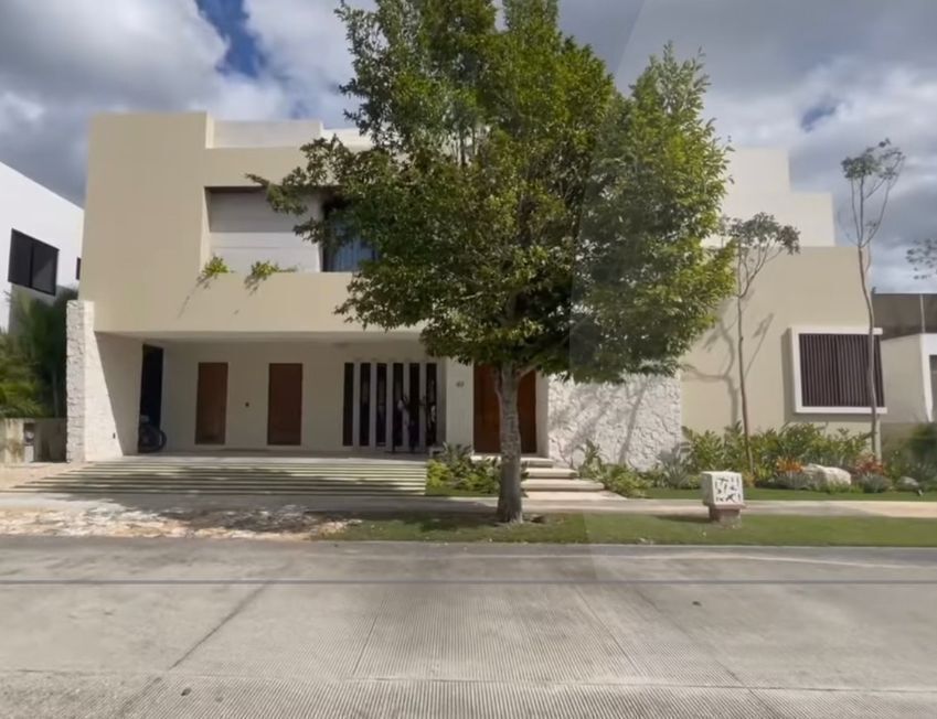 yucatan-country-club-en-venta-casa-con-alberca-y-paneles-solares38-27291