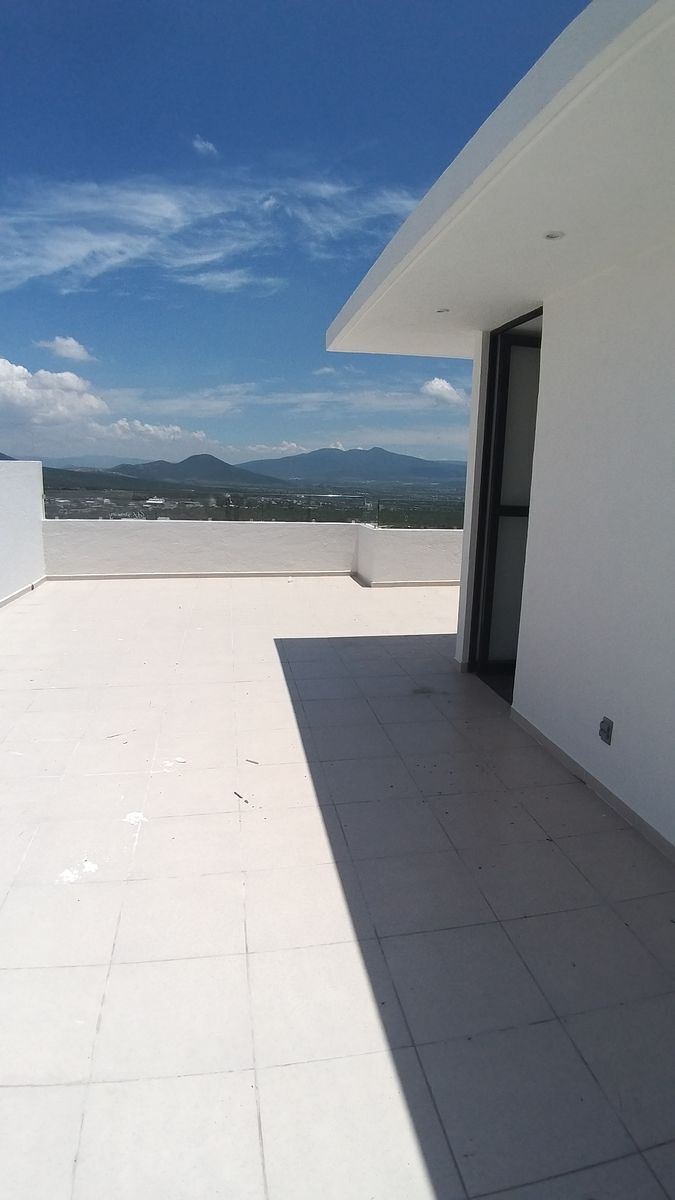 zibata-casa-en-venta-4-recmaras-con-roof-quertaro22-12578